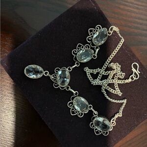 Elegant Silver Necklace with Crystal Accents